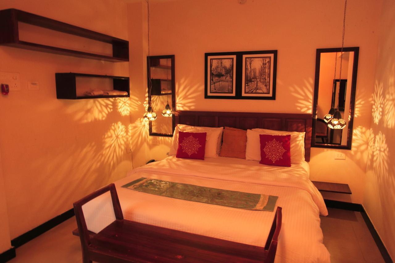 Hotel Highnest Singapperumalkovil Exterior photo